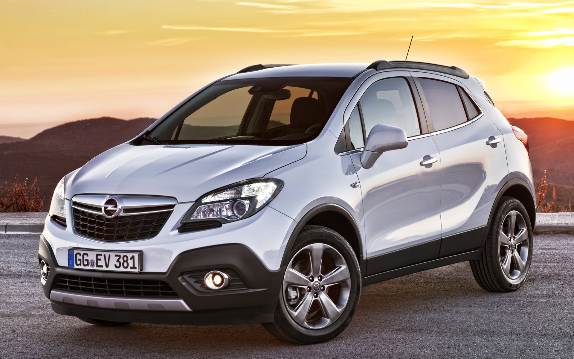 Opel паркетник Mokka